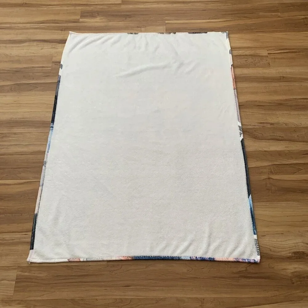 Vinnie Hacker Fleece Throw Blanket 38” x 50” All Over Print Rare